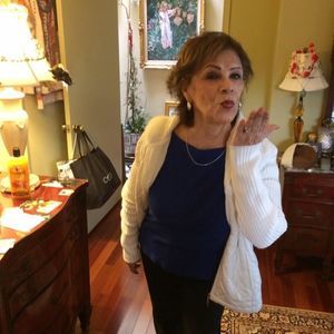 Meet your Posher, Diane